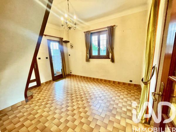 Maison à vendre 6 pièces 111 m² Villeneuve-le-Roi