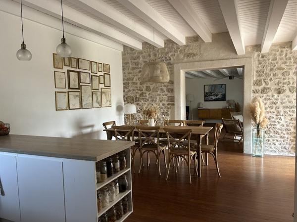 Maison à vendre 895 000 € Nieul-sur-Mer 7 p 200 m² DPE B