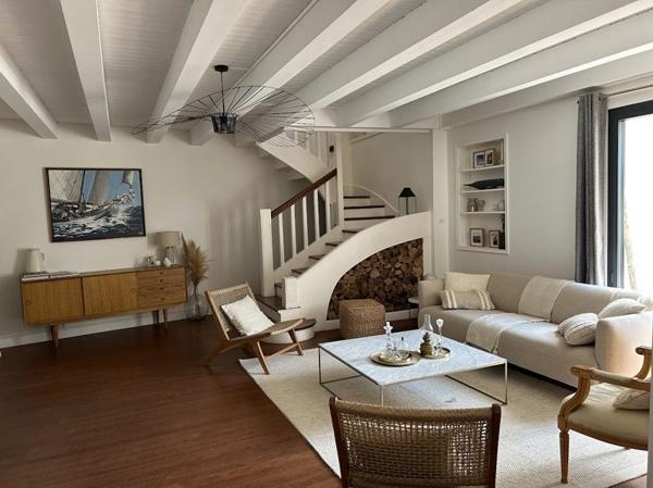 Maison à vendre 895 000 € Nieul-sur-Mer 7 p 200 m² DPE B