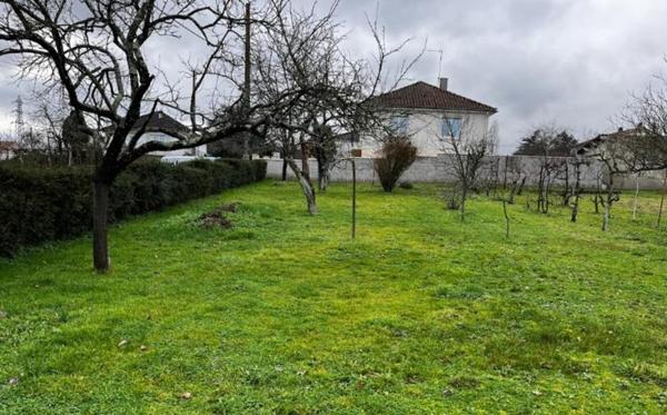 Terrain à vendre 38 940 € Saint-Maixent-l'École 946 m² DPE