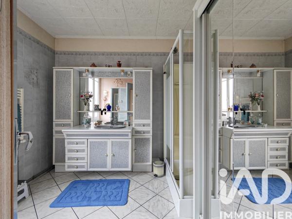 Maison à vendre 6 pièces 102 m² Mantes-la-Ville