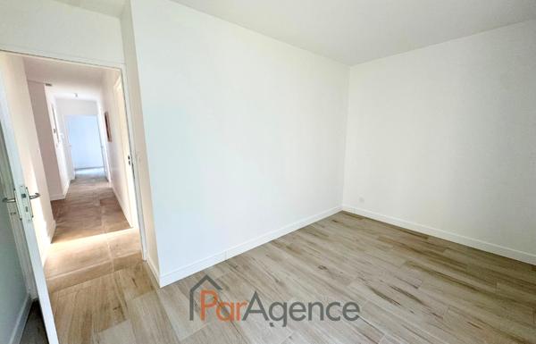 A 550 M DU CENTRE VILLE ET 5000 M PLAGE VILLA NEUVE DE 5 PIE