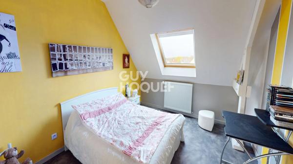 VENTE d'une maison 5 pièces (130m²) à PONTAUBAULT