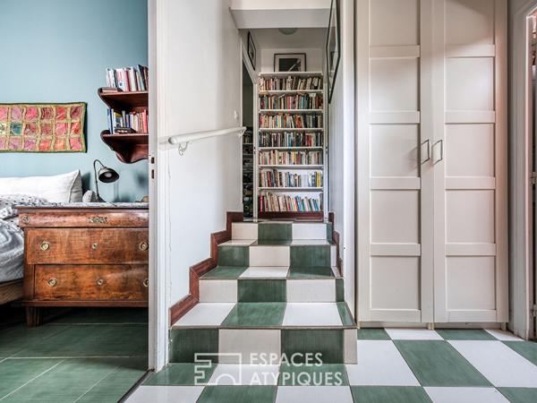 Meulière intimiste avec son extension à proximité immédiate du RER B et des commerces.