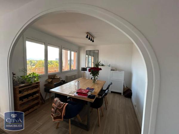 Appartement à louer 4 pièces 66.52m²