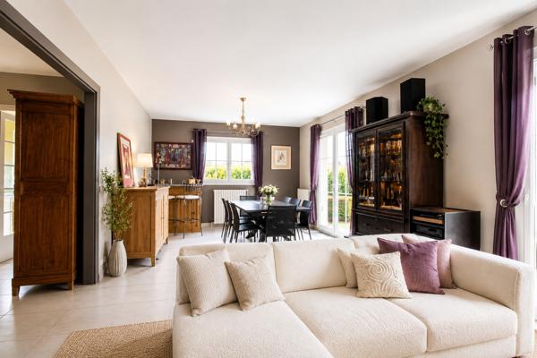 Maison familiale 5 chambres de 152 m² avec sous-sol complet