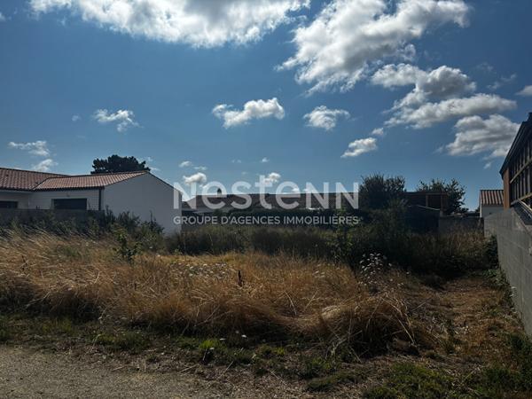 Terrain à bâtir viabilisé 586 m² Saint Urbain