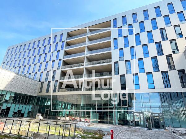 BUREAUX NEUFS A LOUER AVEC TERRASSES ET PARKINGS - NEXUS - MONTPELLIER -GARE TGV SUD DE FRANCE
