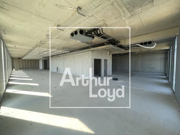 BUREAUX NEUFS A LOUER AVEC TERRASSES ET PARKINGS - NEXUS - MONTPELLIER -GARE TGV SUD DE FRANCE