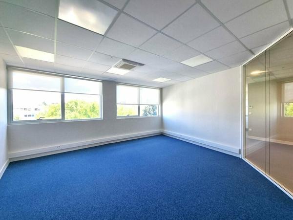 POITIERS SAINT BENOIT - BUREAUX NEUFS A LOUER SECTEUR POLYCLINIQUE - 184,5m²
