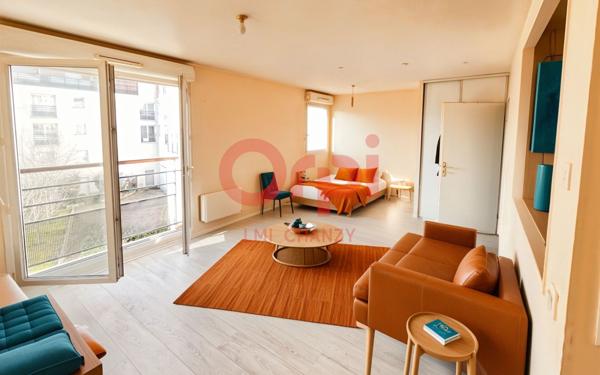 Appartement à vendre    1 pièce • 28,50 m2 Le Blanc-Mesnil