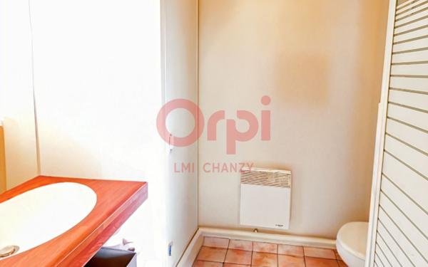 Appartement à vendre    1 pièce • 28,50 m2 Le Blanc-Mesnil