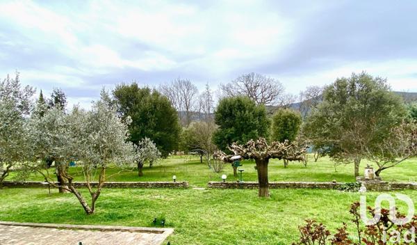 Maison traditionnelle 8 pièces de 170 m² à Dieulefit (26220)