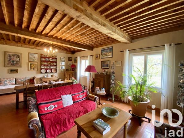 Maison traditionnelle 8 pièces de 170 m² à Dieulefit (26220)