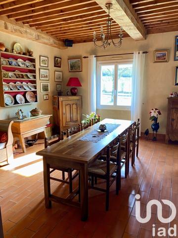 Maison traditionnelle 8 pièces de 170 m² à Dieulefit (26220)