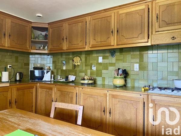 Maison traditionnelle 8 pièces de 170 m² à Dieulefit (26220)