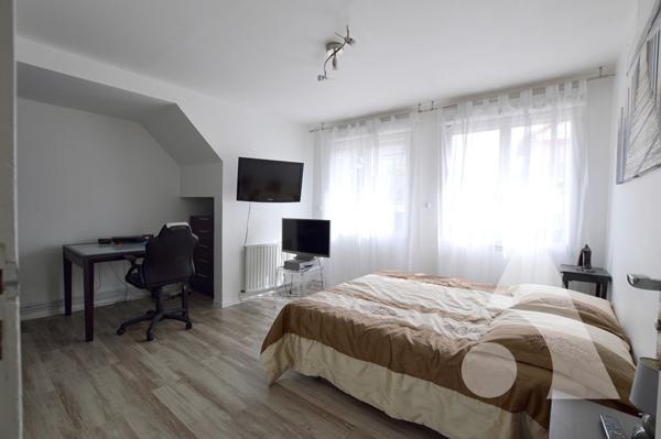 Maison 8 pièces 178.08 m2
