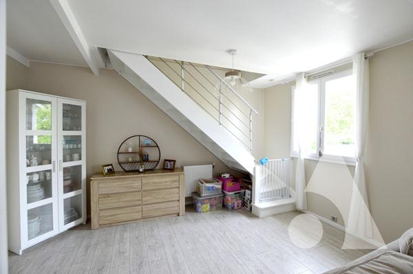 Maison 8 pièces 178.08 m2