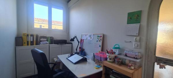 Maison Sèvremoine 5 P . 3 Chs . Bureau . 133.67 M² . T 315 M² . Garage