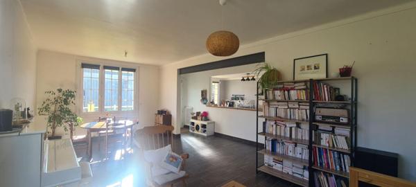 Maison Sèvremoine 5 P . 3 Chs . Bureau . 133.67 M² . T 315 M² . Garage