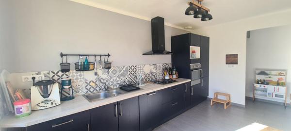 Maison Sèvremoine 5 P . 3 Chs . Bureau . 133.67 M² . T 315 M² . Garage