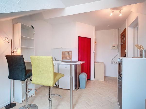 A louer PAU Appartement T1 Bis meublé avec chambre séparée