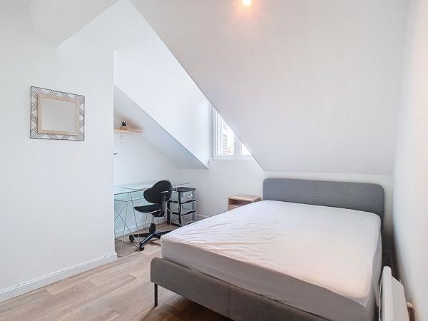 A louer PAU Appartement T1 Bis meublé avec chambre séparée