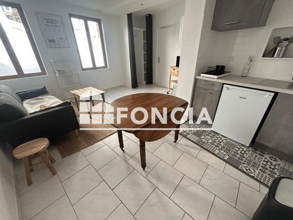 Location Studio meublé 30.55 m² - Niort 79000