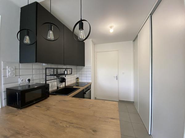 Appartement à vendre |  Chassieu |  1 pièce | 26 m²