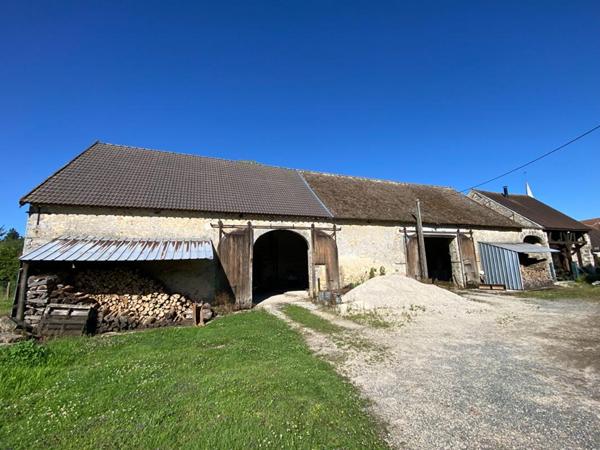 Magnifique Bâtiment agricole / Grange / Loft en pierre