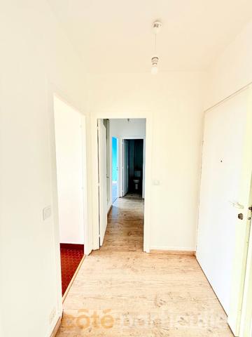 Vente
                Appartement44 m² - 2 Pièces -
                    TOURS (37100)
