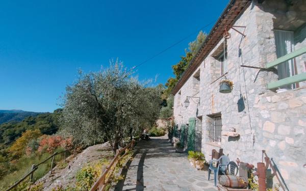 Maison à vendre    3 pièces • 89 m2 L'Escarène