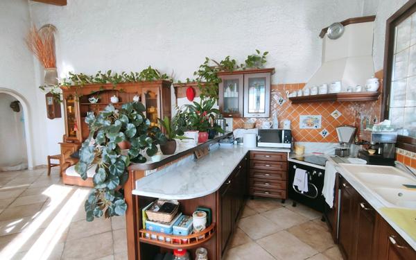 Maison à vendre    3 pièces • 89 m2 L'Escarène