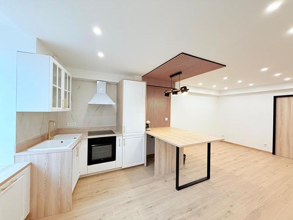 Appartement 2 PIECES AVEC JARDIN