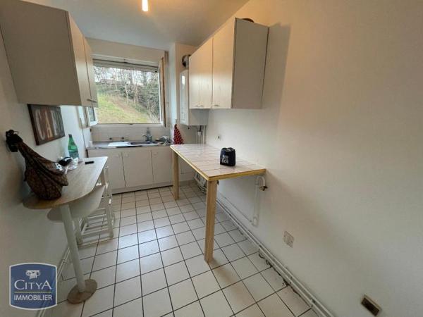 Appartement à louer 2 pièces 50.21m² Billère (64140)
