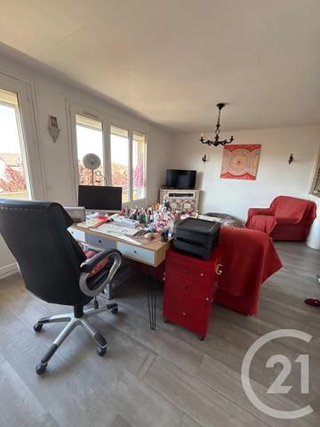 Appartement à vendre  5 pièces - 77,55 m 2   ST QUENTIN  - 02