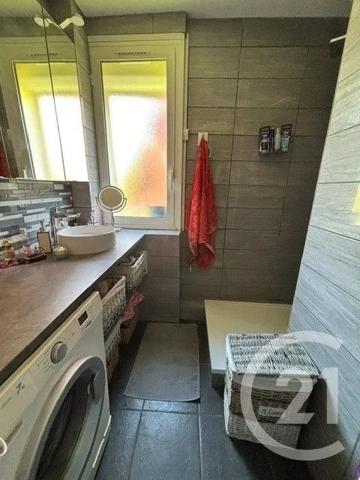 Appartement à vendre  5 pièces - 77,55 m 2   ST QUENTIN  - 02
