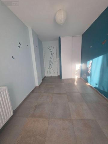 Maison de ville à vendre à Trélazé dans le Maine-et-Loire (49800), ref : 49115/MAIS/516   
LA TOUR