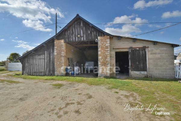 Maison plain pied avec grand jardin et dépendances - 100m² à CHEVIRÉ LE ROUGE