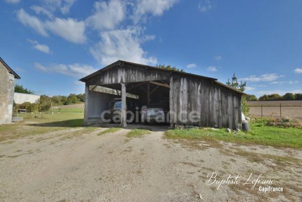Maison plain pied avec grand jardin et dépendances - 100m² à CHEVIRÉ LE ROUGE