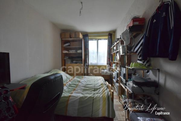 Maison plain pied avec grand jardin et dépendances - 100m² à CHEVIRÉ LE ROUGE