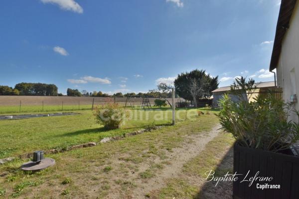 Maison plain pied avec grand jardin et dépendances - 100m² à CHEVIRÉ LE ROUGE