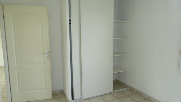 APPARTEMENT 1 CHAMBRE TERRASSE ET STATIONNEMENT CARCASSONNE