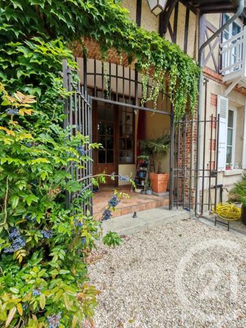 Maison à vendre  9 pièces - 284,55 m 2   CHAUMONT EN VEXIN  - 60