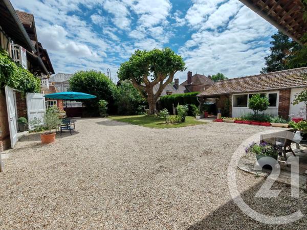 Maison à vendre  9 pièces - 284,55 m 2   CHAUMONT EN VEXIN  - 60