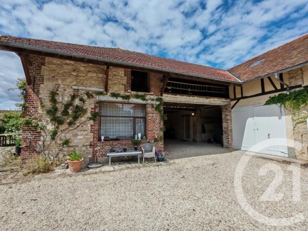 Maison à vendre  9 pièces - 284,55 m 2   CHAUMONT EN VEXIN  - 60