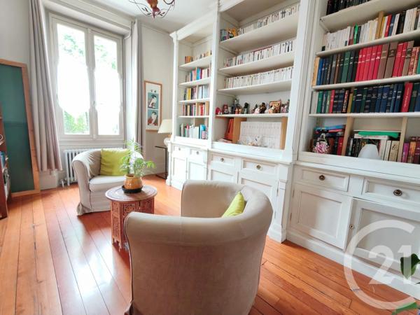 Maison à vendre  9 pièces - 284,55 m 2   CHAUMONT EN VEXIN  - 60