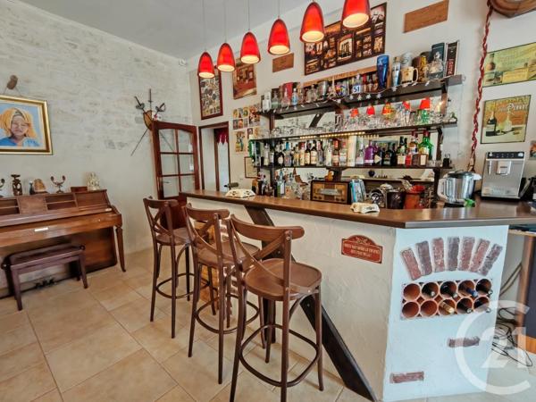 Maison à vendre  9 pièces - 284,55 m 2   CHAUMONT EN VEXIN  - 60