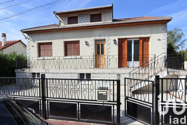 Maison 7 pièces de 151 m² à Ézanville (95460)