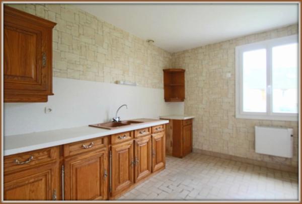 Maison Plain pied LE LUDE (72)